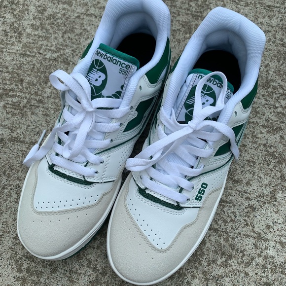 New Balance 550 White Green- Brand New - Picture 4 of 6